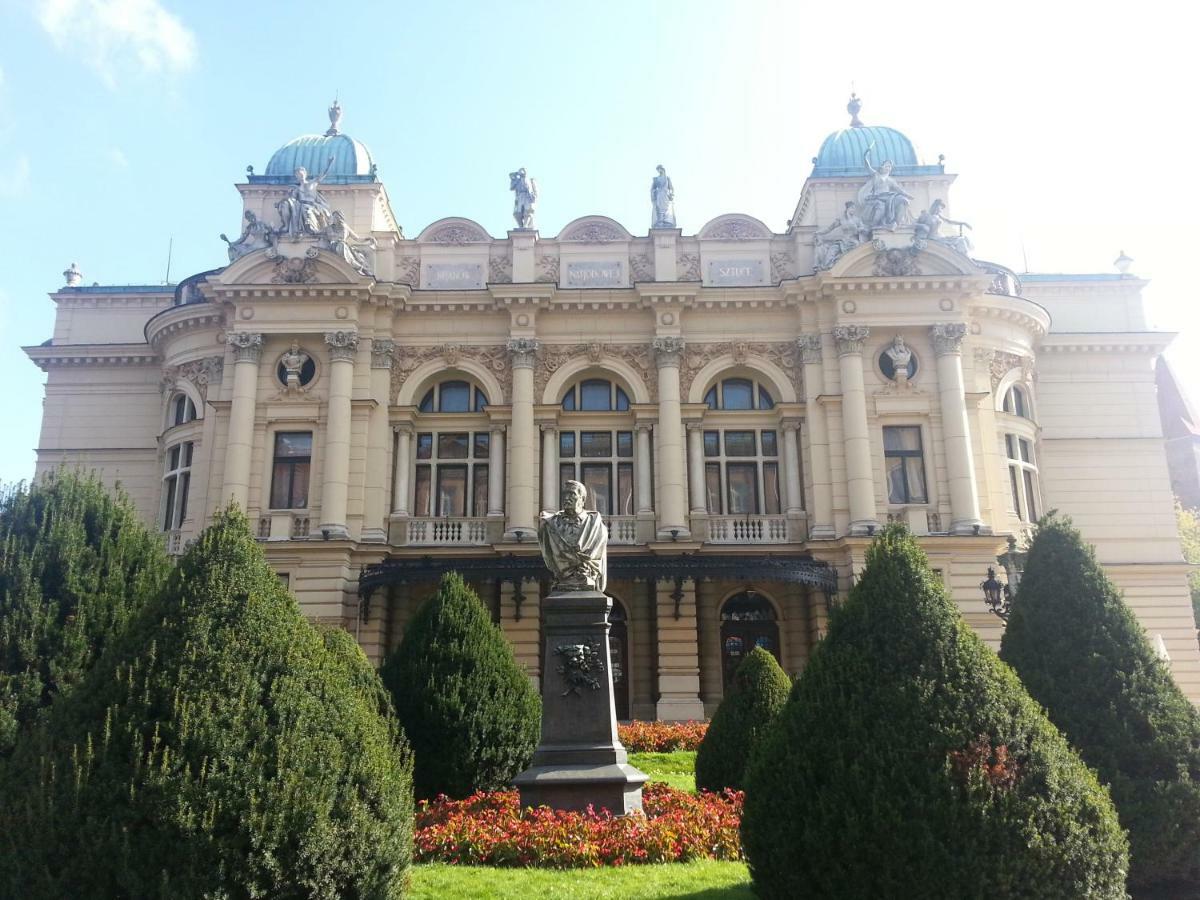 Terminal Krakow - Studio Apartments Next To The Main Square Luaran gambar